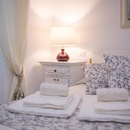 Toma Street Bed & Breakfast Lecce